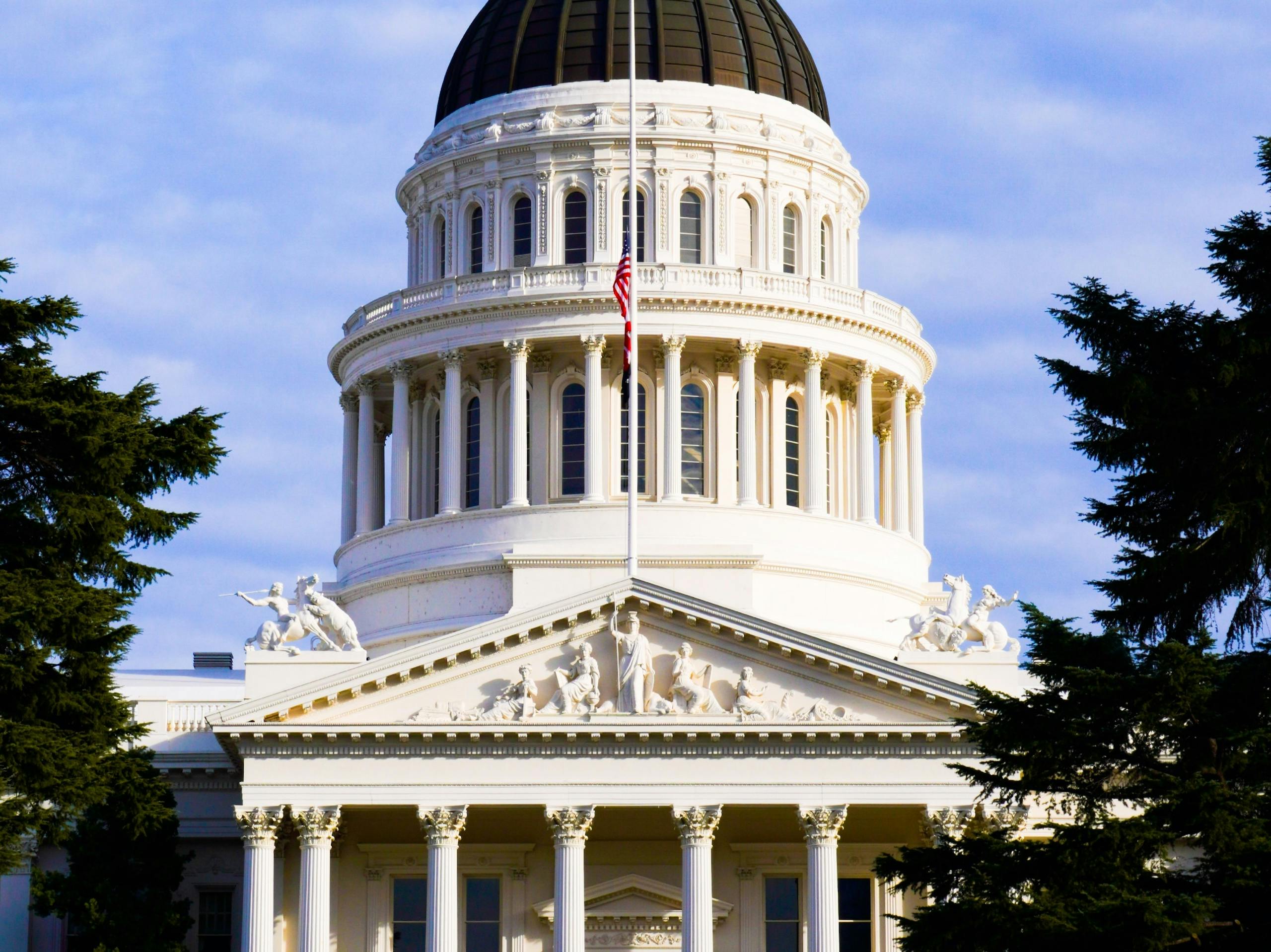 Photo of california's state capitol